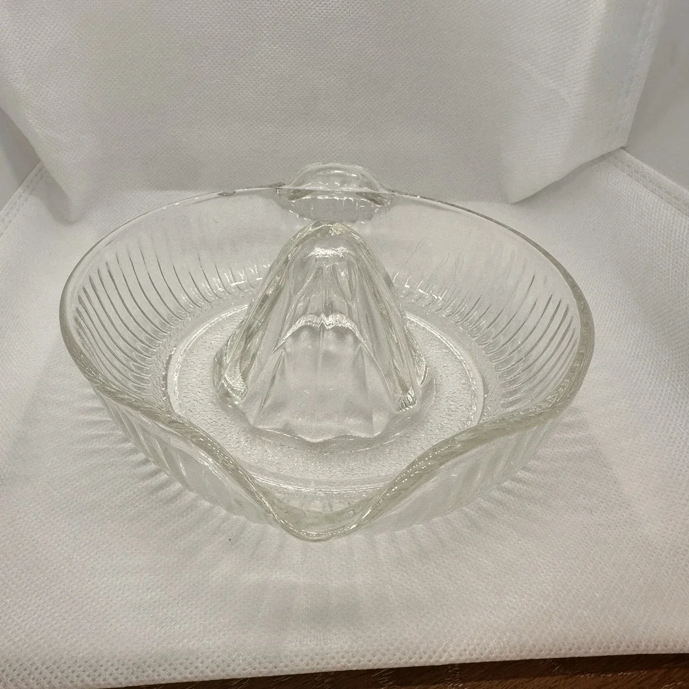 Vintage Ribbed Glass Juicer w/ Textured Base,‎ Thumb Tab Handle, & Pour Spout